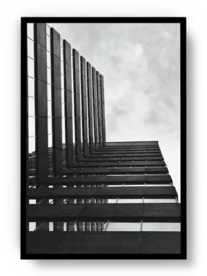 Arte Fotografía Ángulo Contrapicado de Imponente Edificio en L