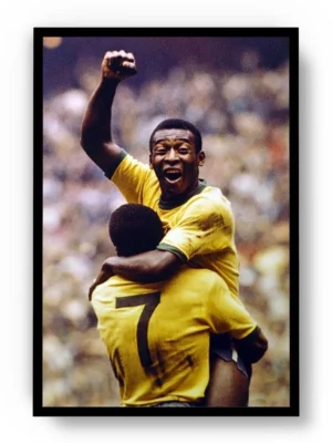 Póster Pelé Celebrando con Puño Arriba