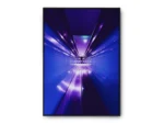 Póster Futurista Pasillo con Luces y Reflejos Morados
