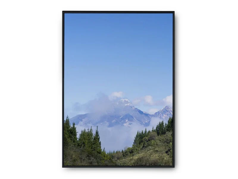 Póster Fotografía Paisaje Montaña entre Campos